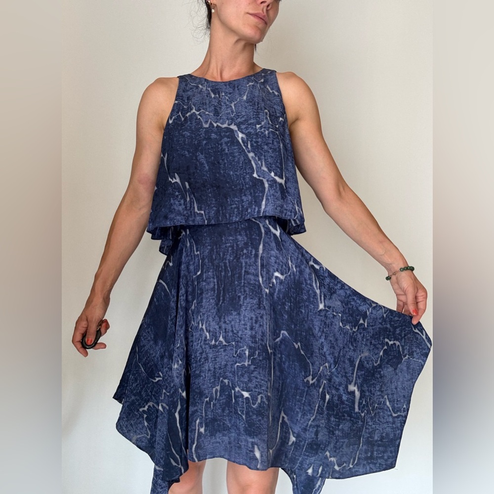 Halston Heritage Navy Blue Water Marble Dress small